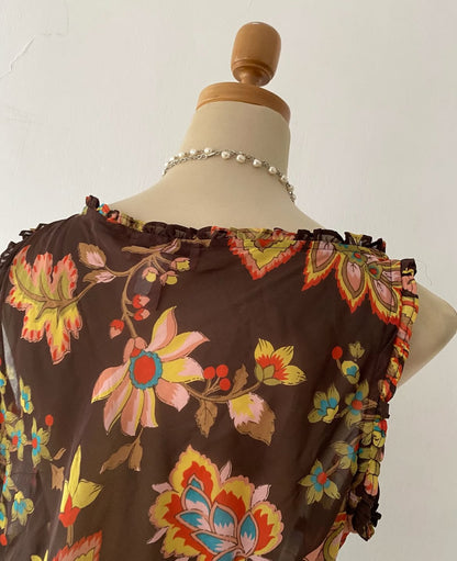 Adorable bohemian top with bow