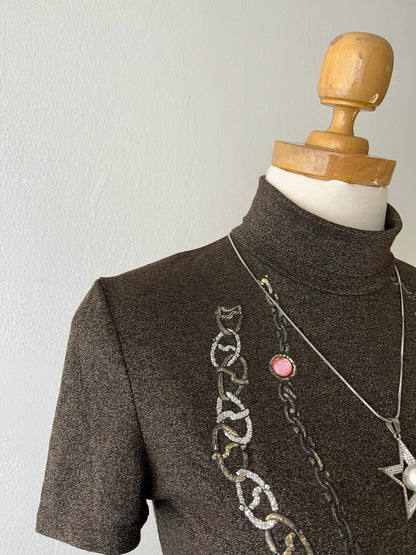 Iconic iridescent top