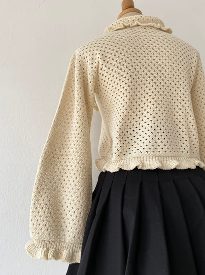 Knitted cardigan with bow