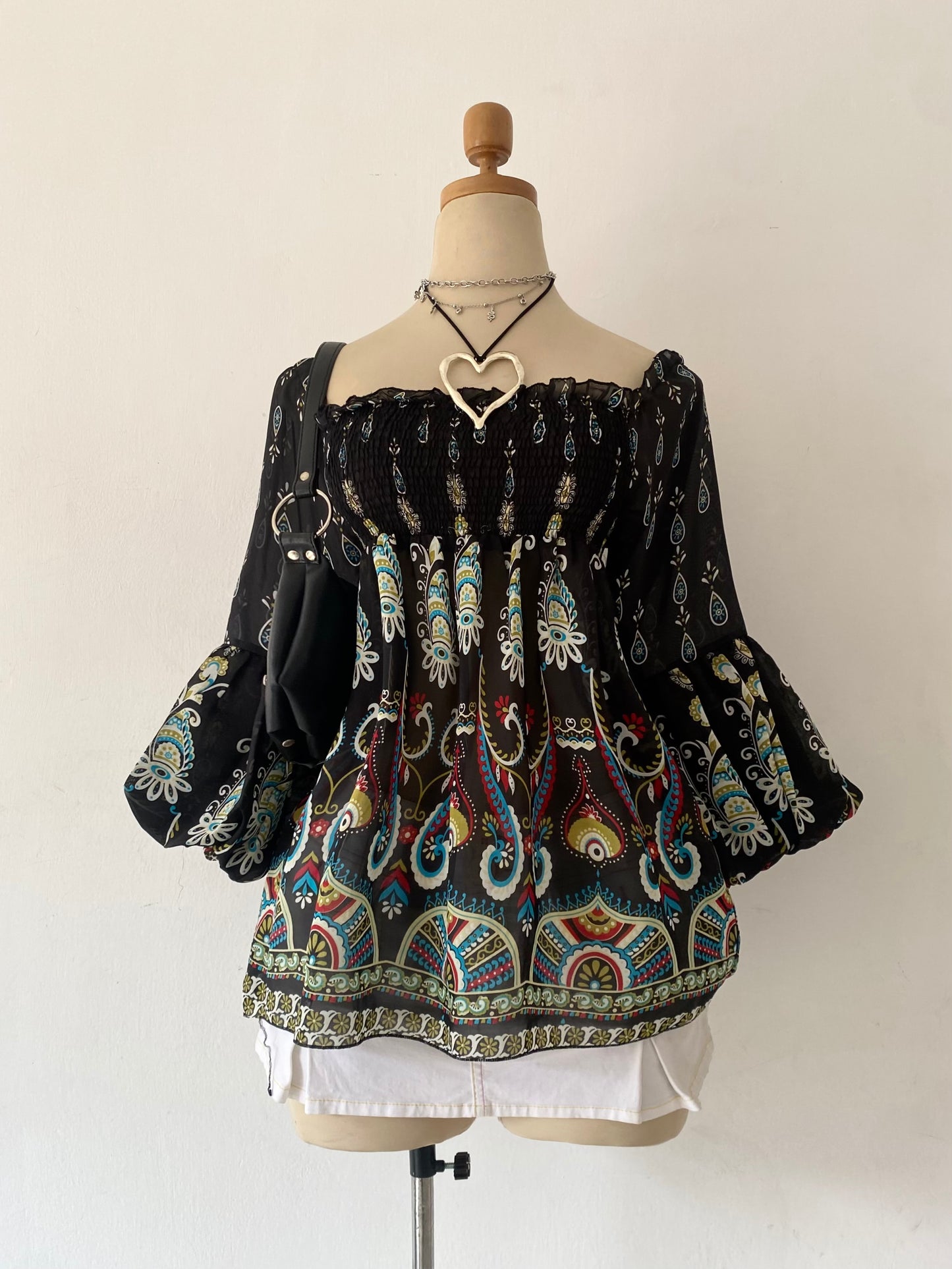 Adorable bohemian top