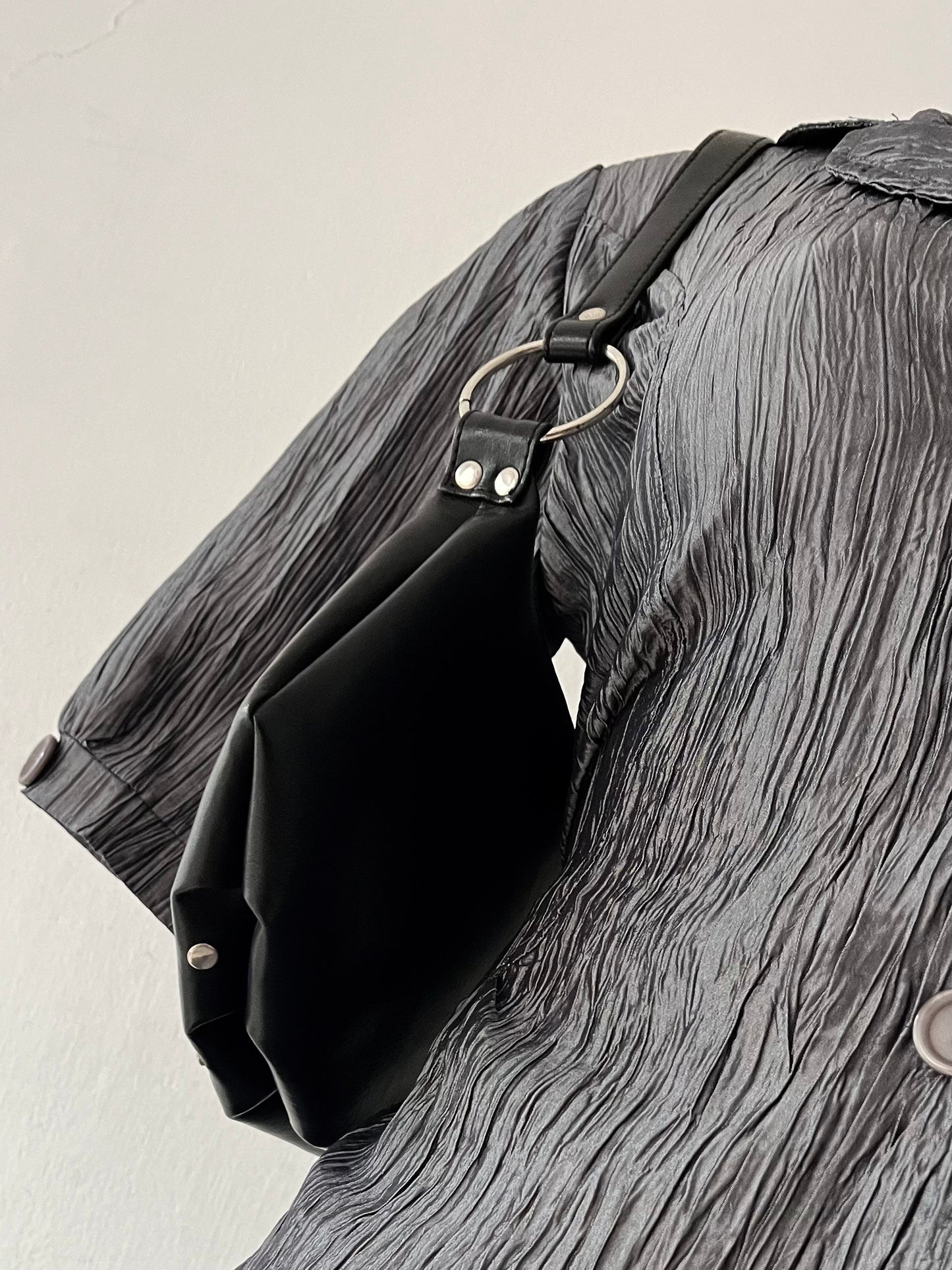 Adorable iridescent gray blouse