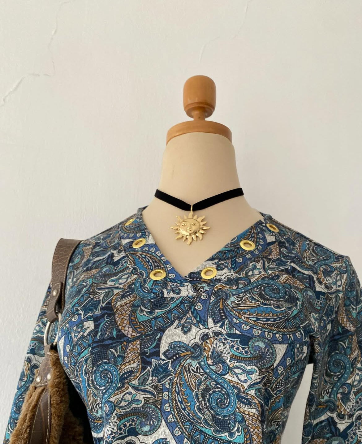 Adorable bohemian top