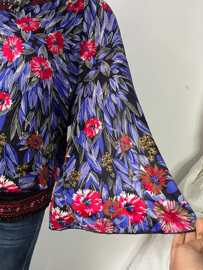 Boho chic floral blouse with one super wide sleeve
