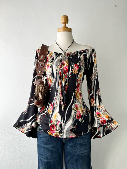 Long sleeves floral top