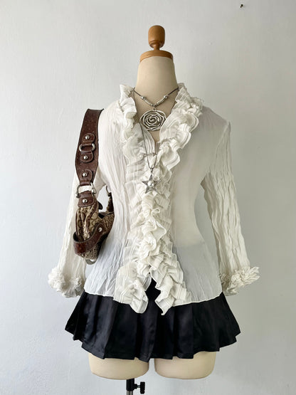 Adorable coquette blouse