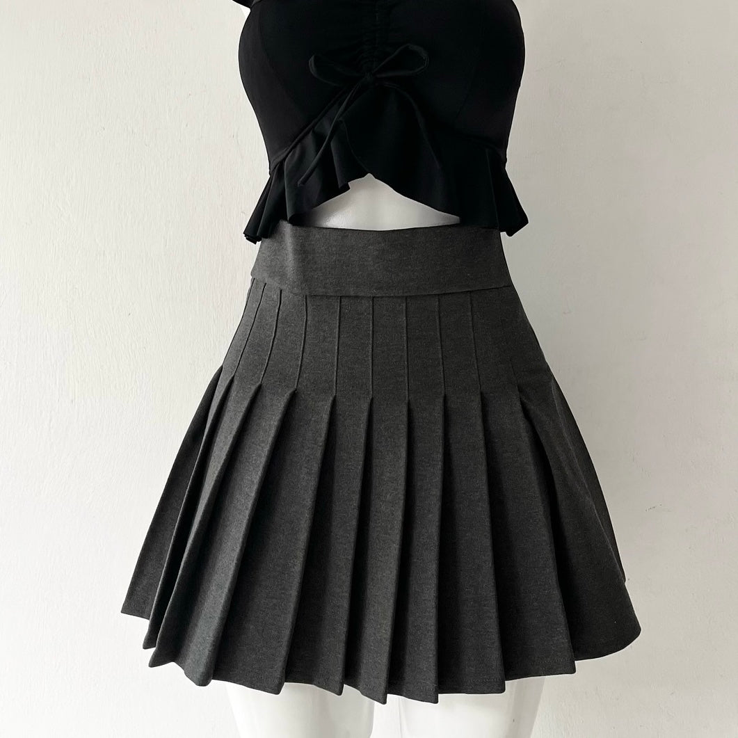 Gray pleated skirt