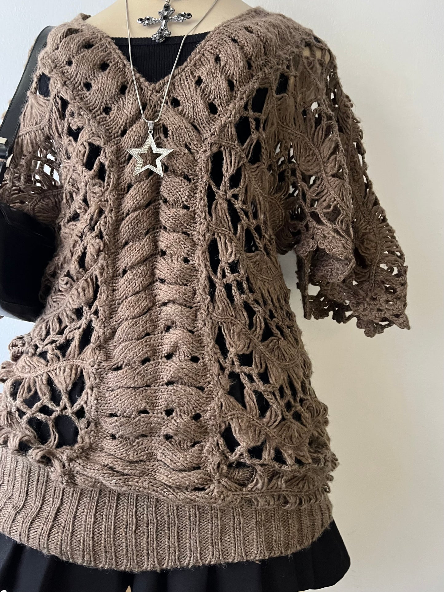 Long knitted wool top