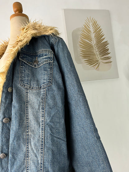Oversized denim jacket with quilted lining