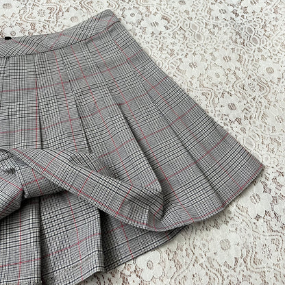 Plaid pleated skirt