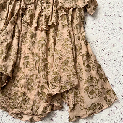 Adorable coquette top