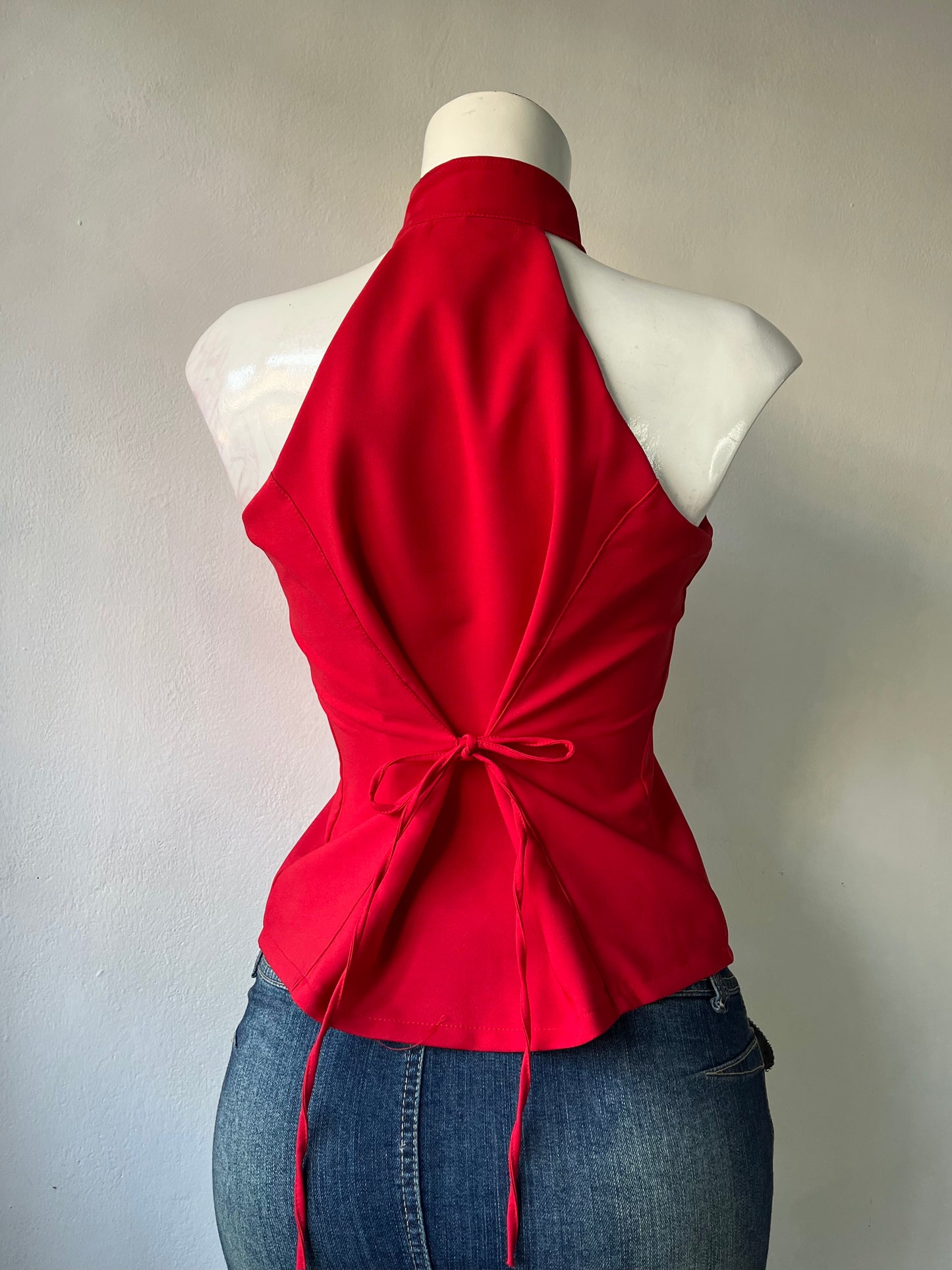 Top diseño oriental con lazo ajustable en la espalda