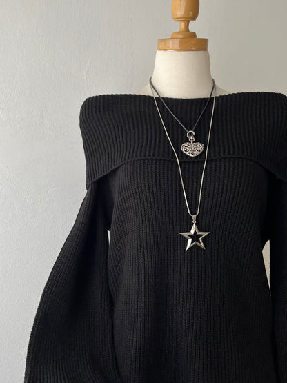 Off shoulder sweater with wide sleeves