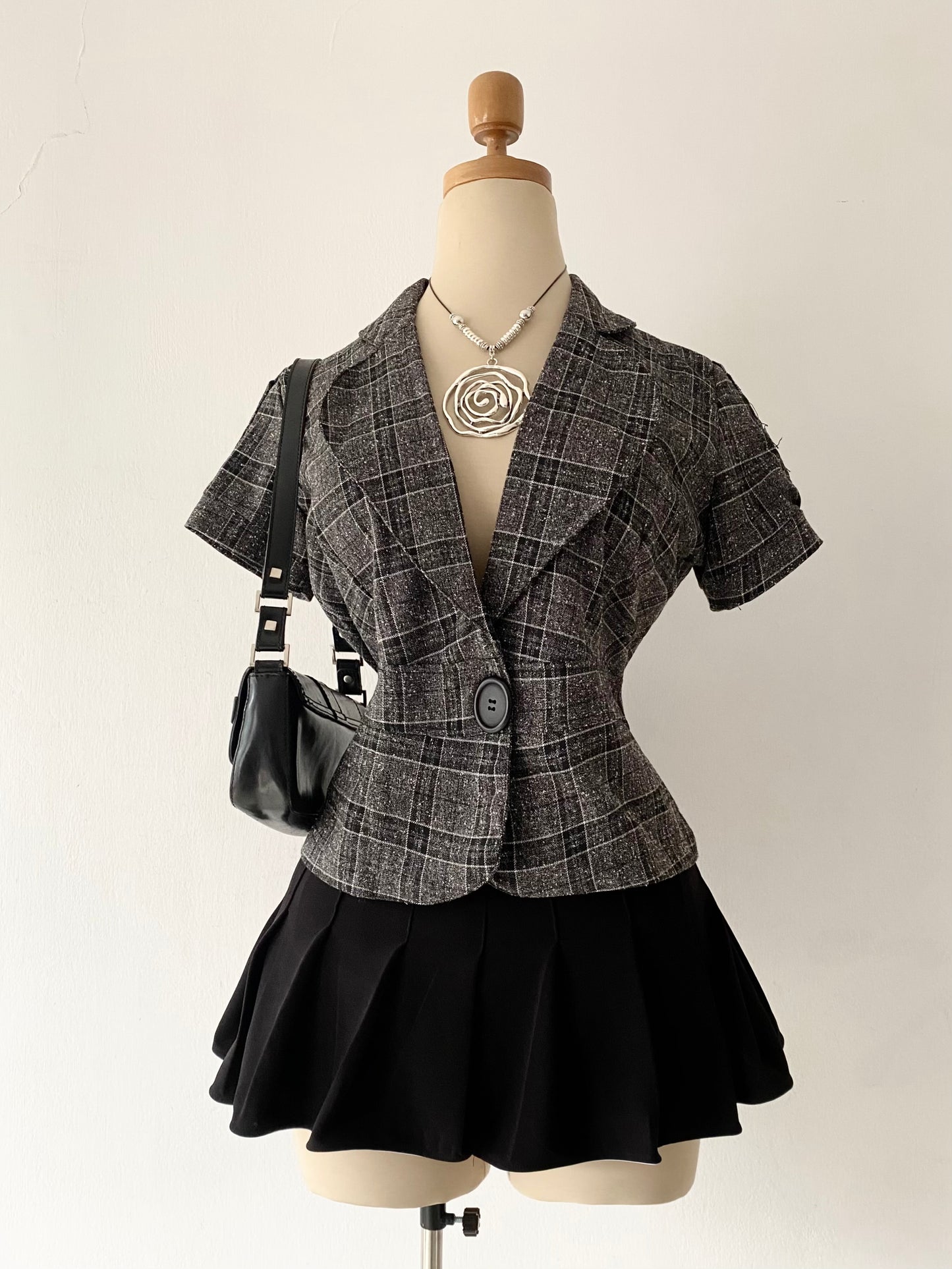 Adorable gray blazer