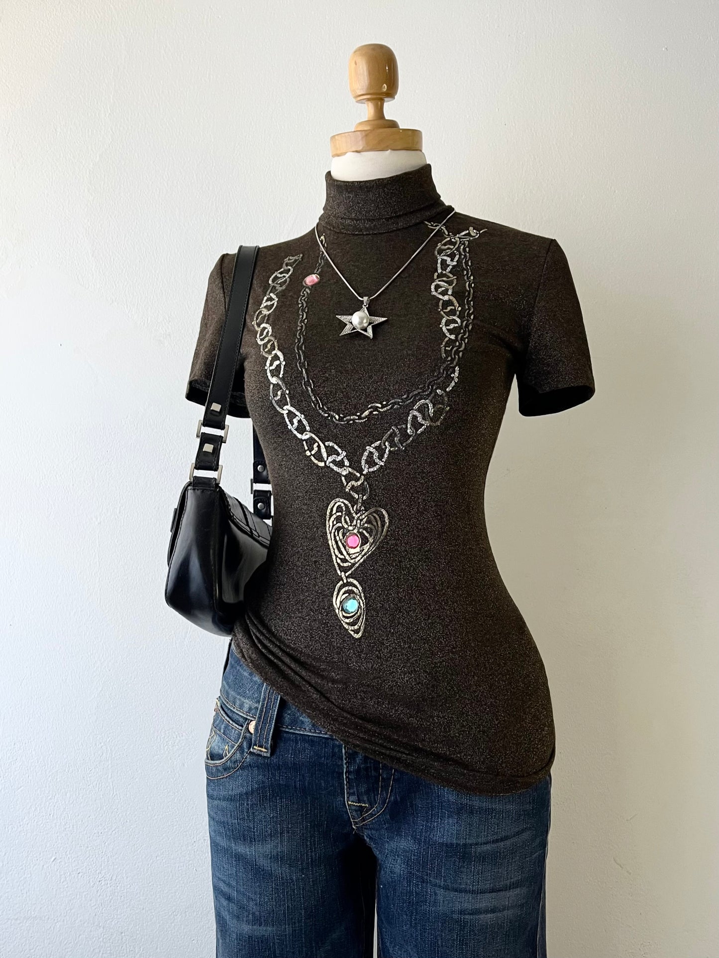 Iconic iridescent top