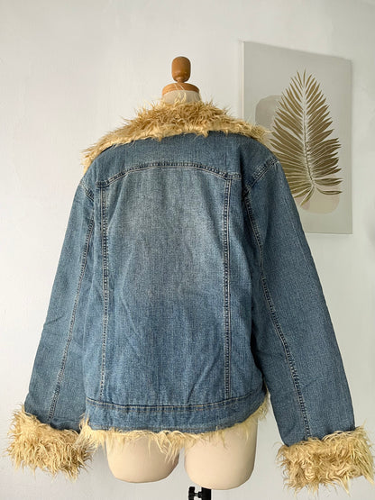 Oversized denim jacket with quilted lining