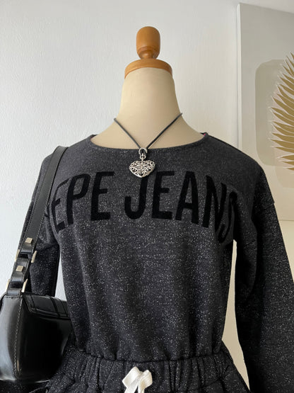 Dark gray long-sleeved dress