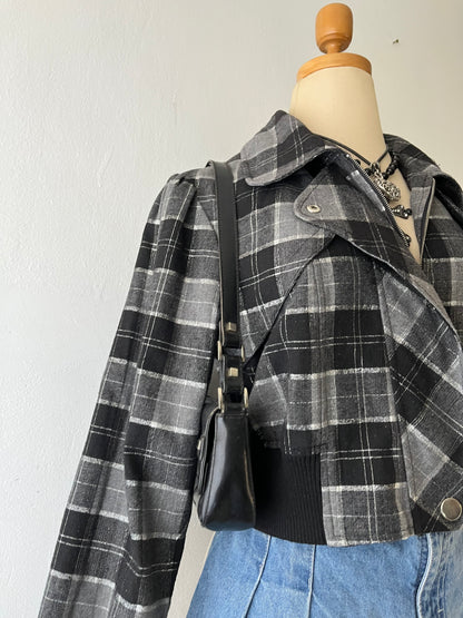 Plaid jacket tied at the waist