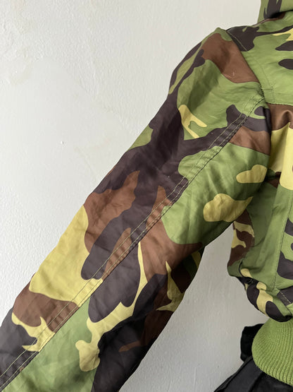 Reversible padded jacket with hood