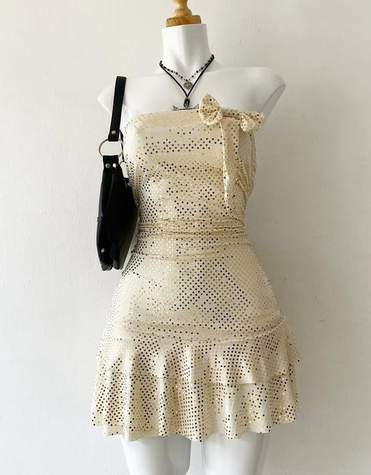 Polka dots dress with bow