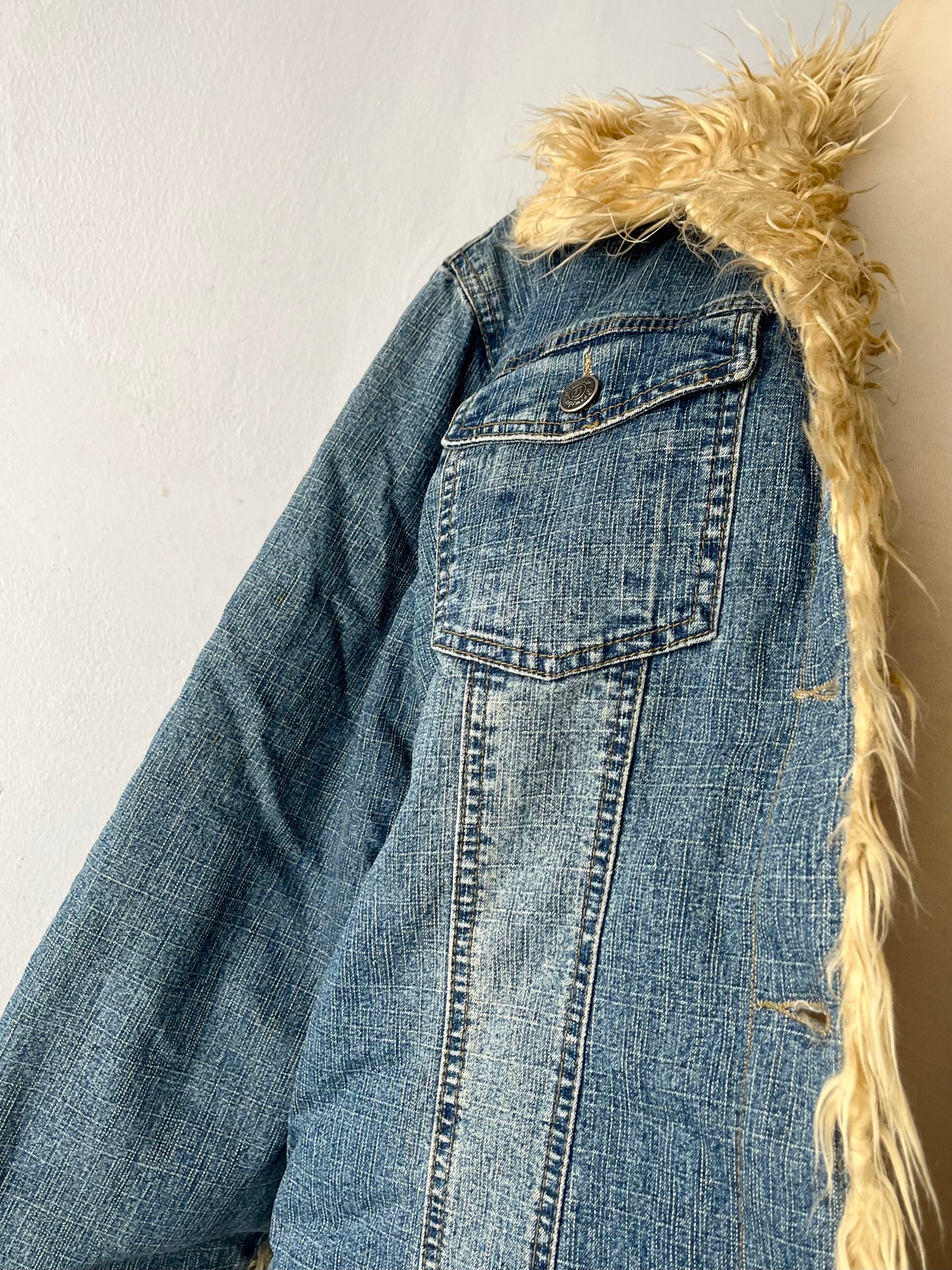 Oversized denim jacket with quilted lining