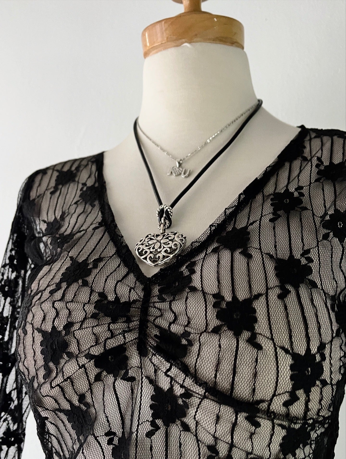 Bell-sleeved mesh top