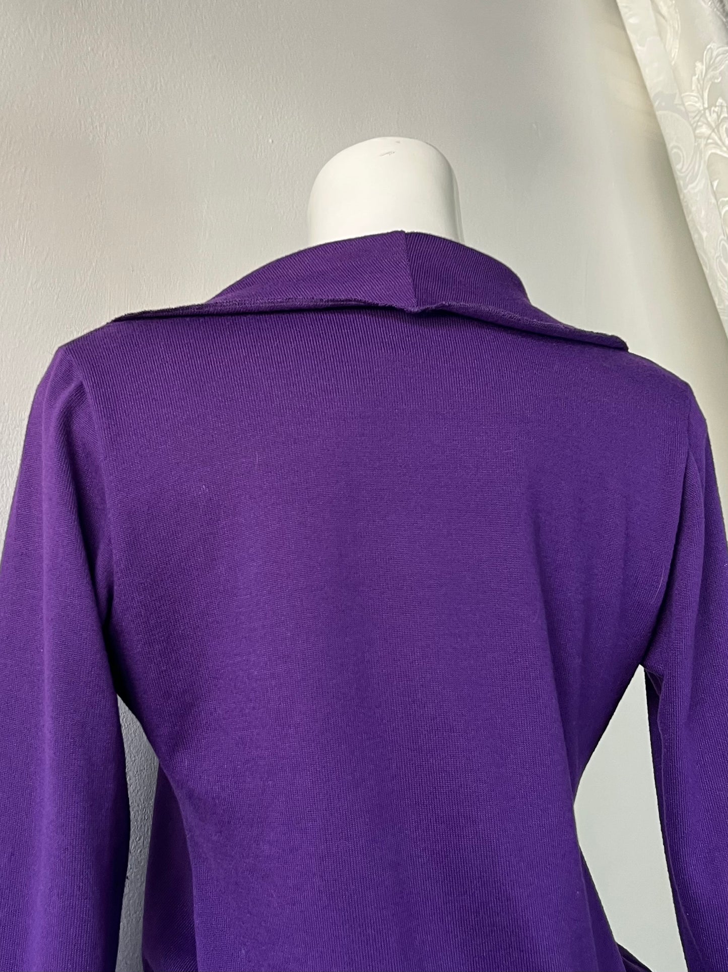 Purple cardigan with a crossover design- size M/L