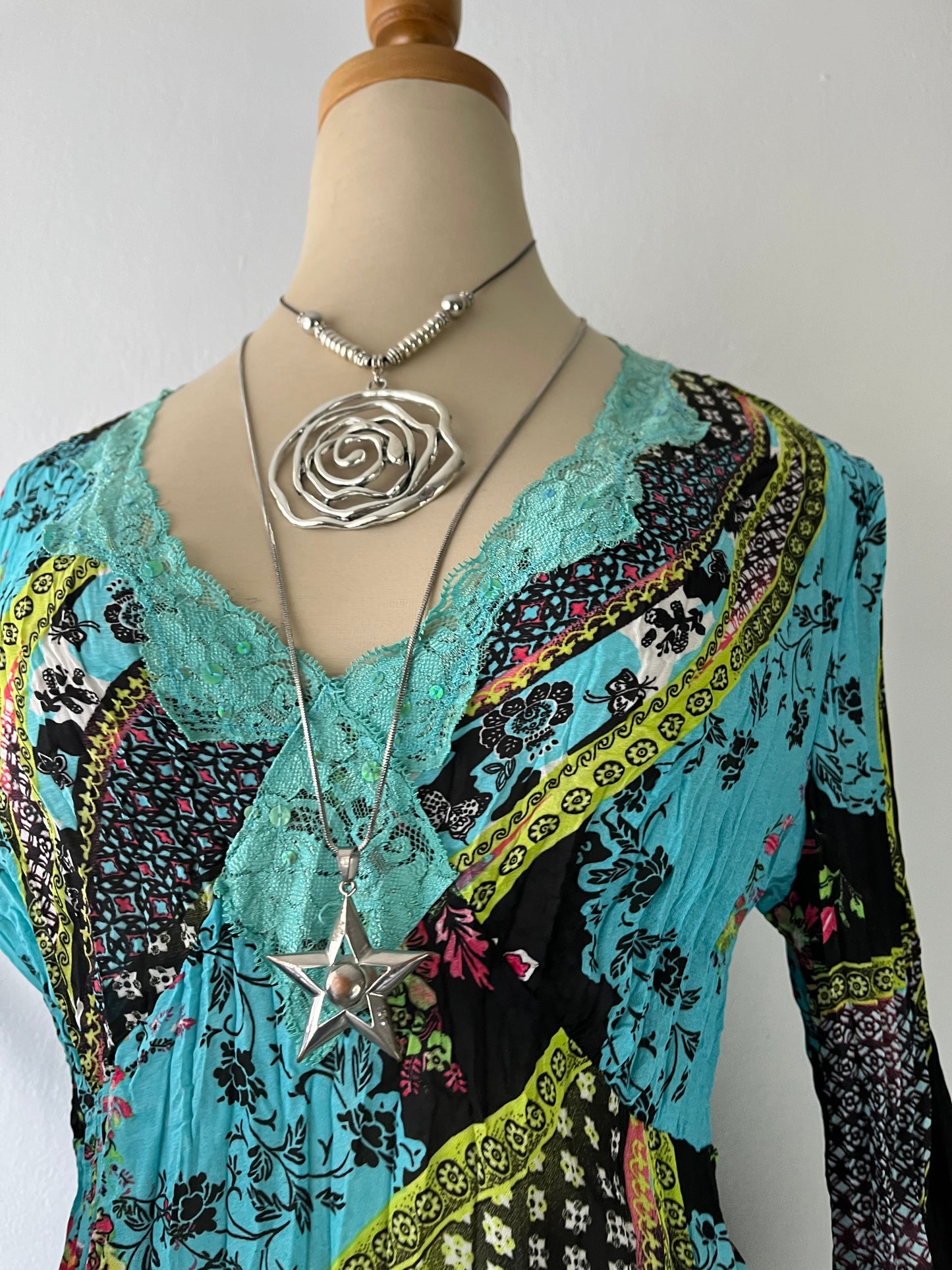 Adorable bohemian chic top