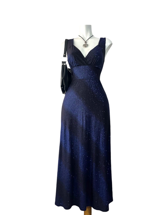 Long noir and blue glitter dress with back bow