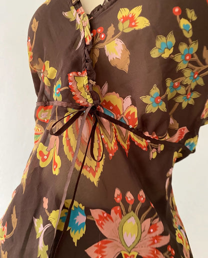 Adorable bohemian top with bow