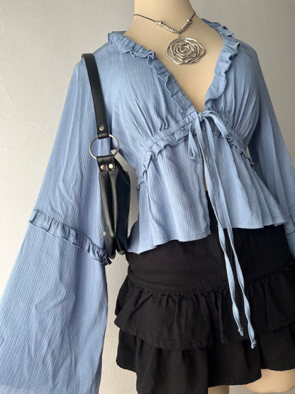 Boho chic blouse with wide sleeves