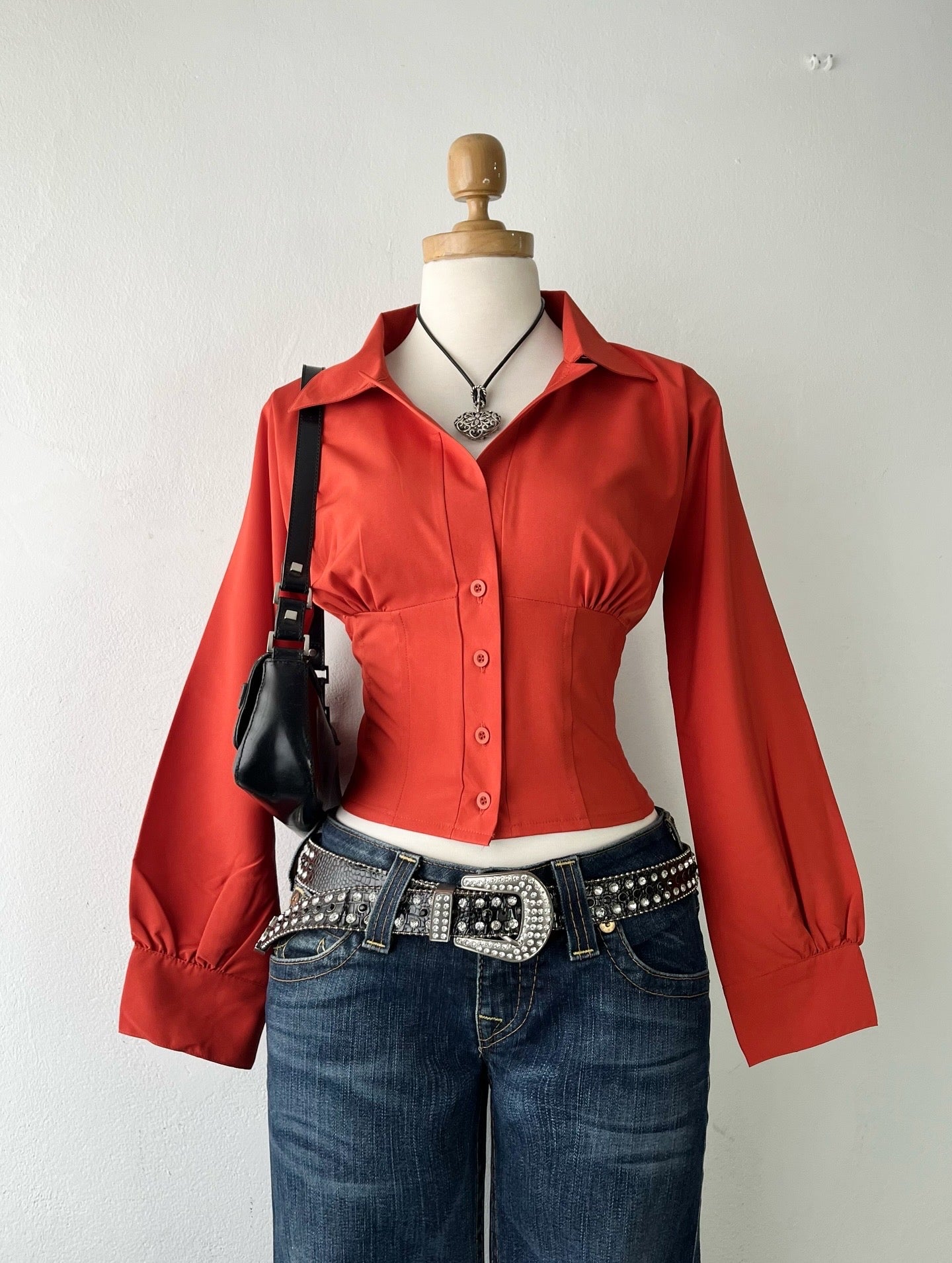 Siren office blouse with accentuated waist