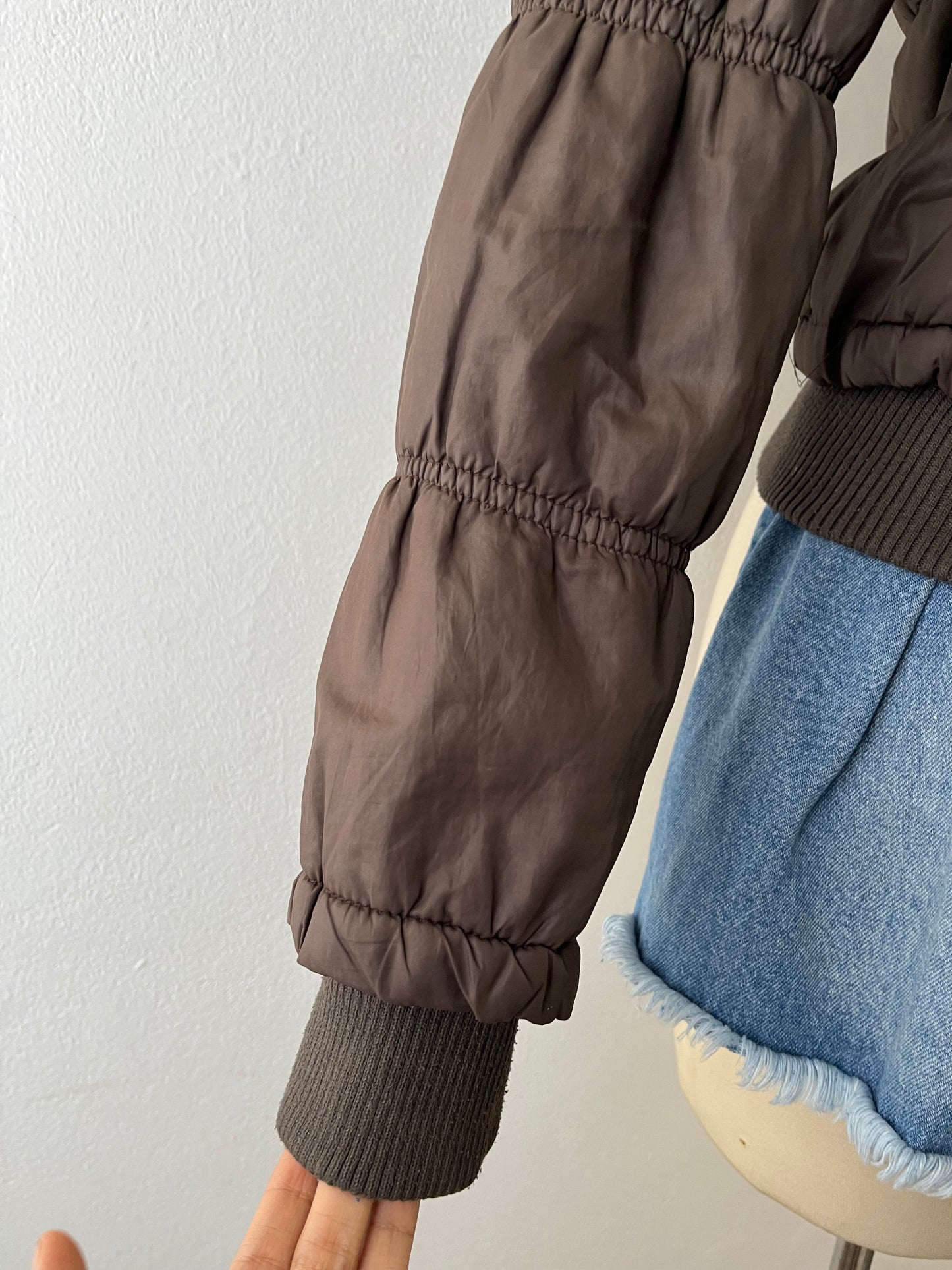 Padded jacket with removable hood