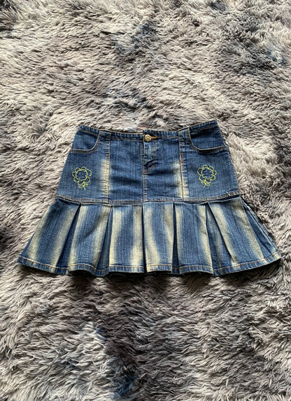 Mini skirt jean~ size S