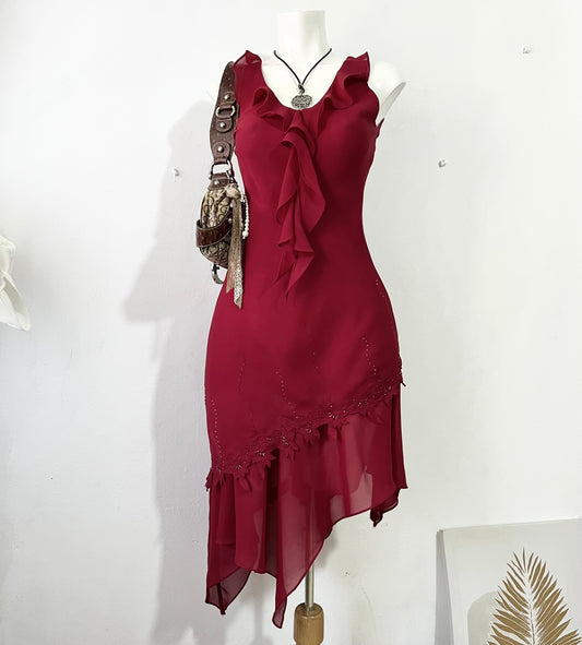 Burgundy assymetrical dress with floral embrodery