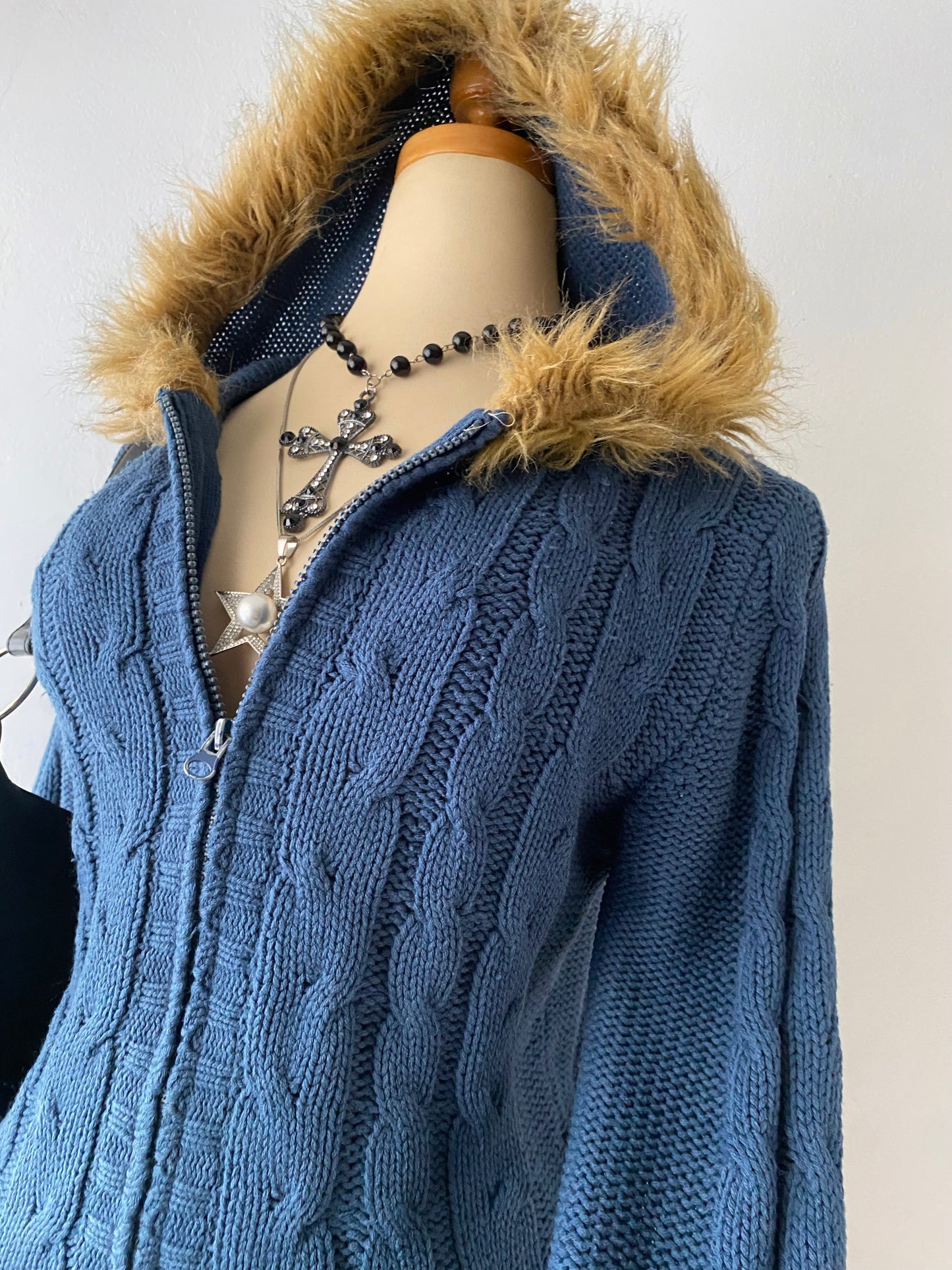 Knitted jacket with hood