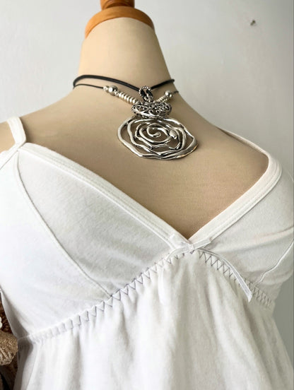 Coquette top with bow