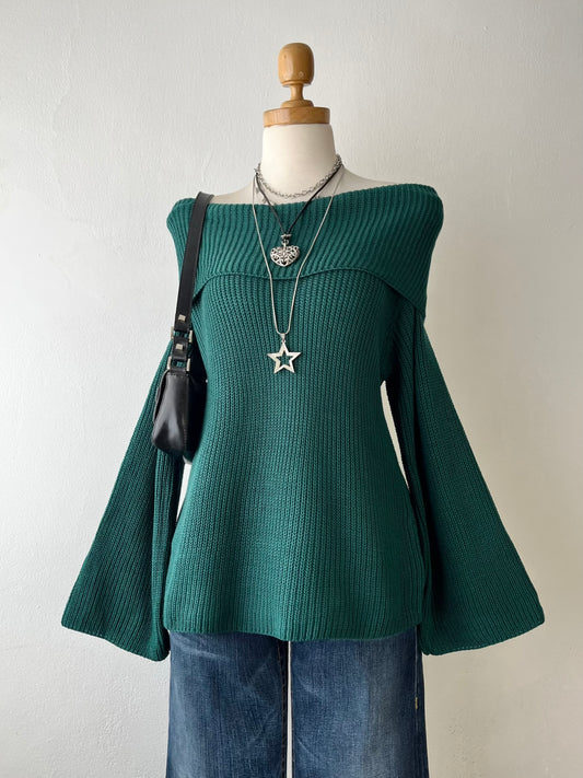 Green off-the-shoulder sweater with wide sleeves