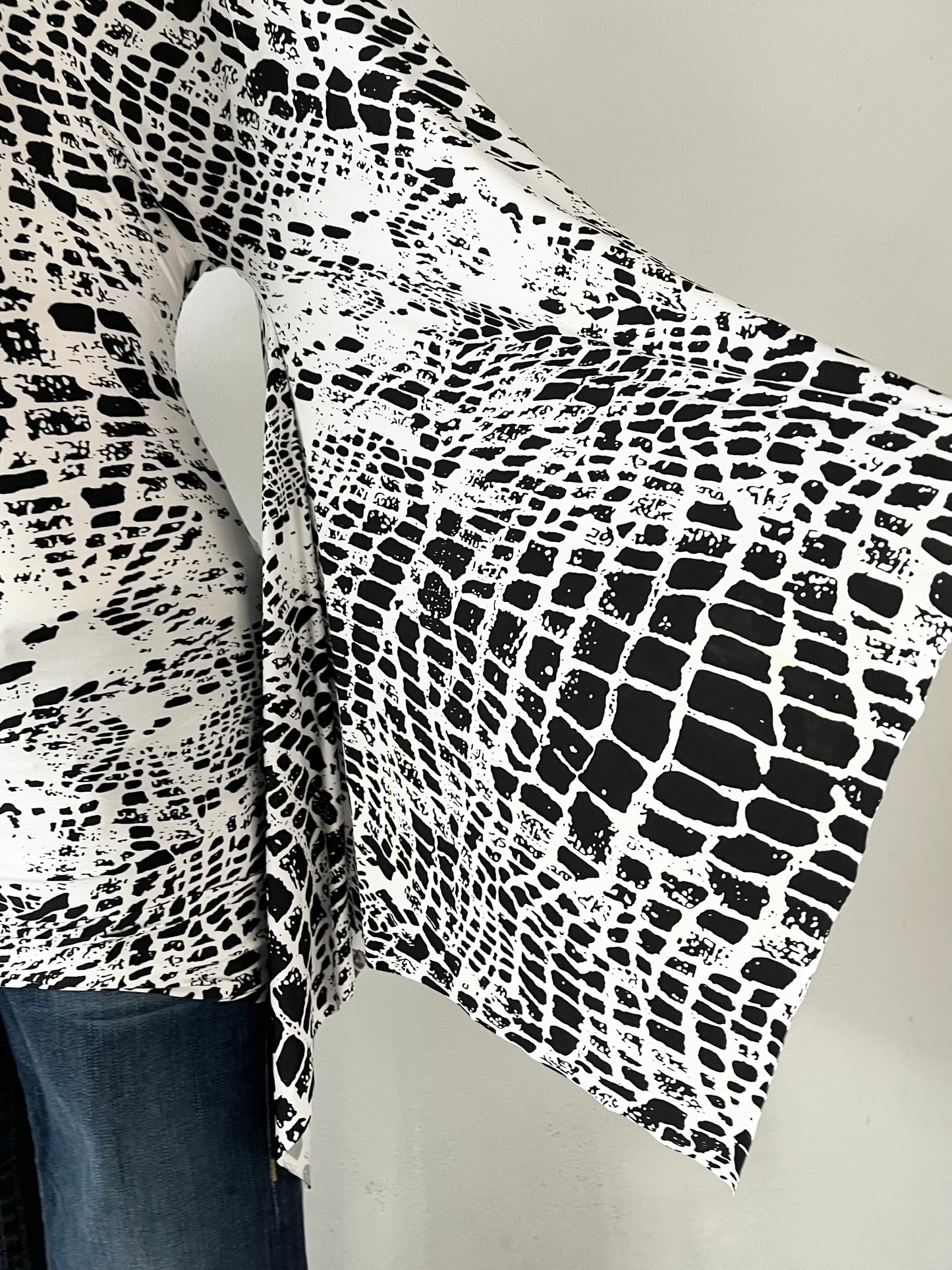 Super flared one-shoulder polydress