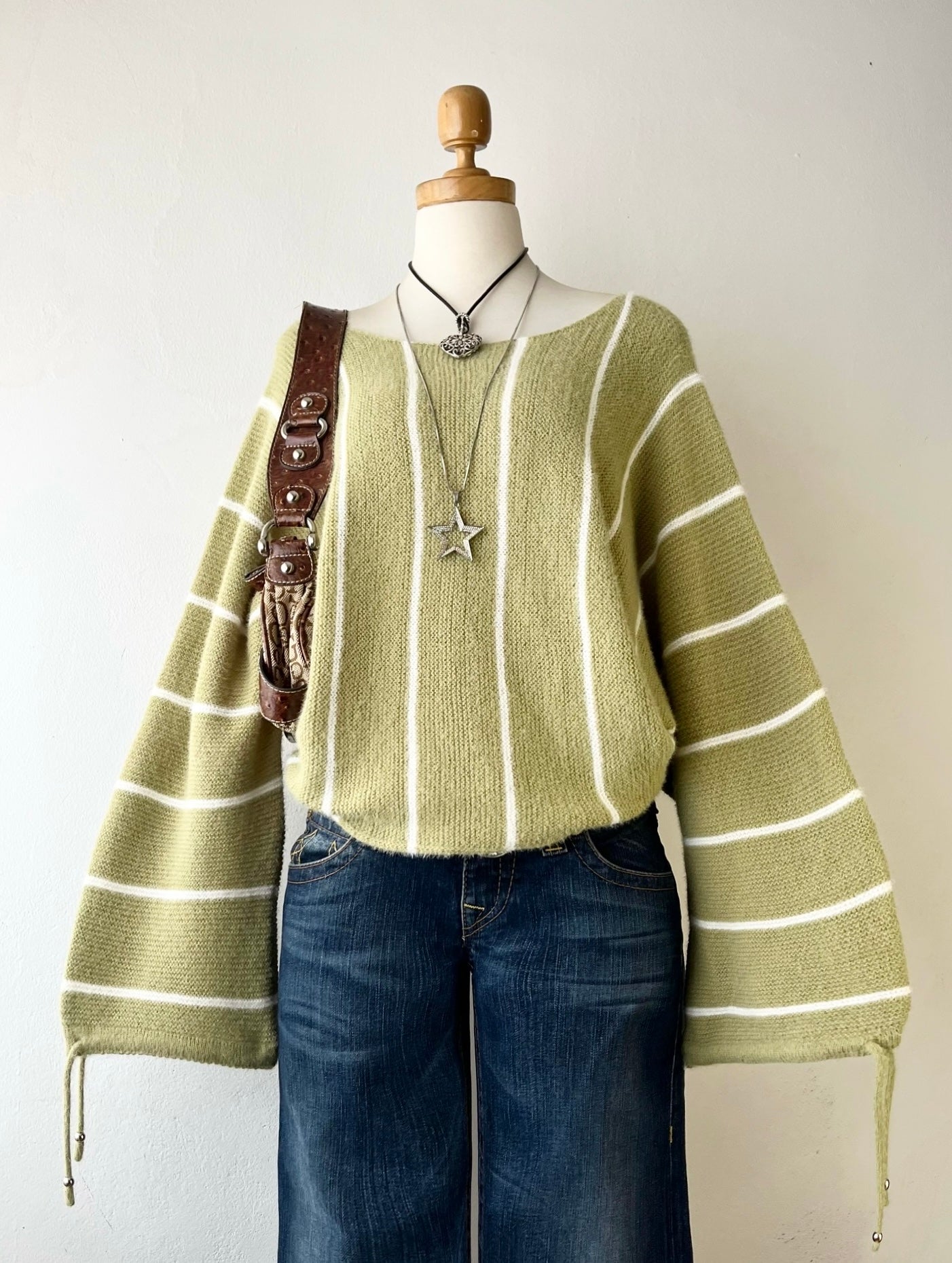 Oversized sweater with wide sleeves