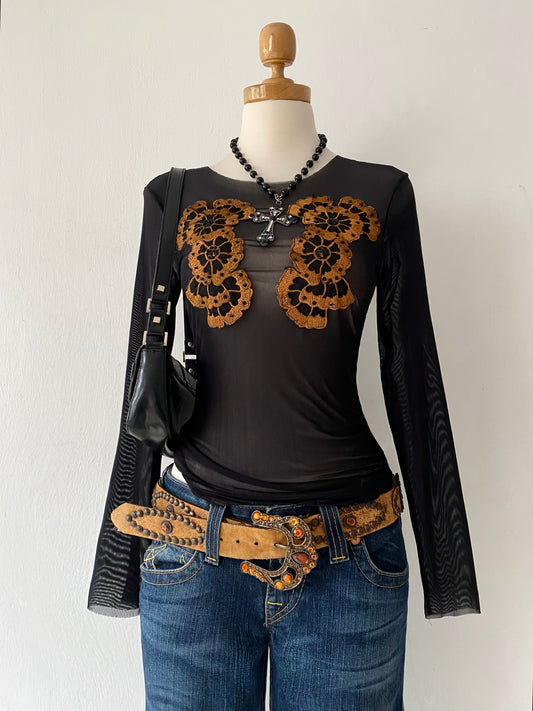 Iconic mesh top