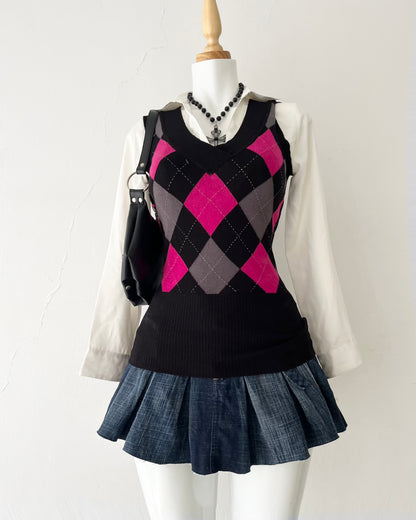 Knitted vest- size S