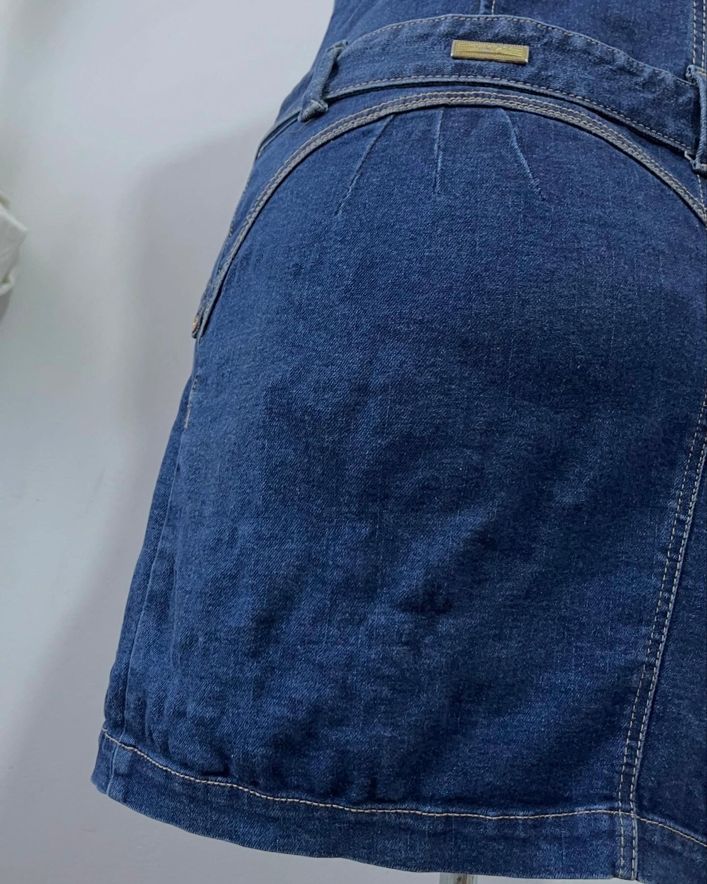 Vestido jean con cinturón