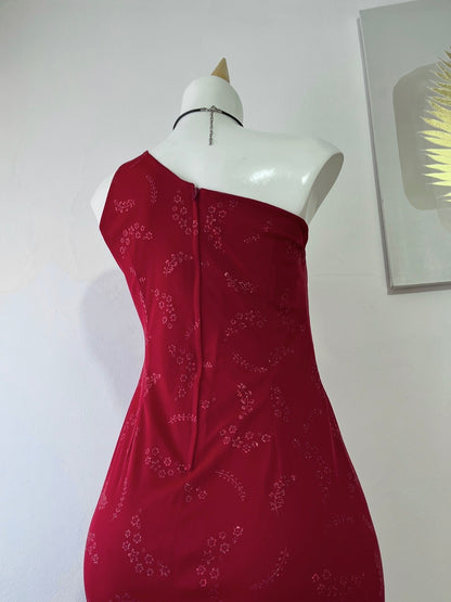 Adorable one-shoulder burgundy dress