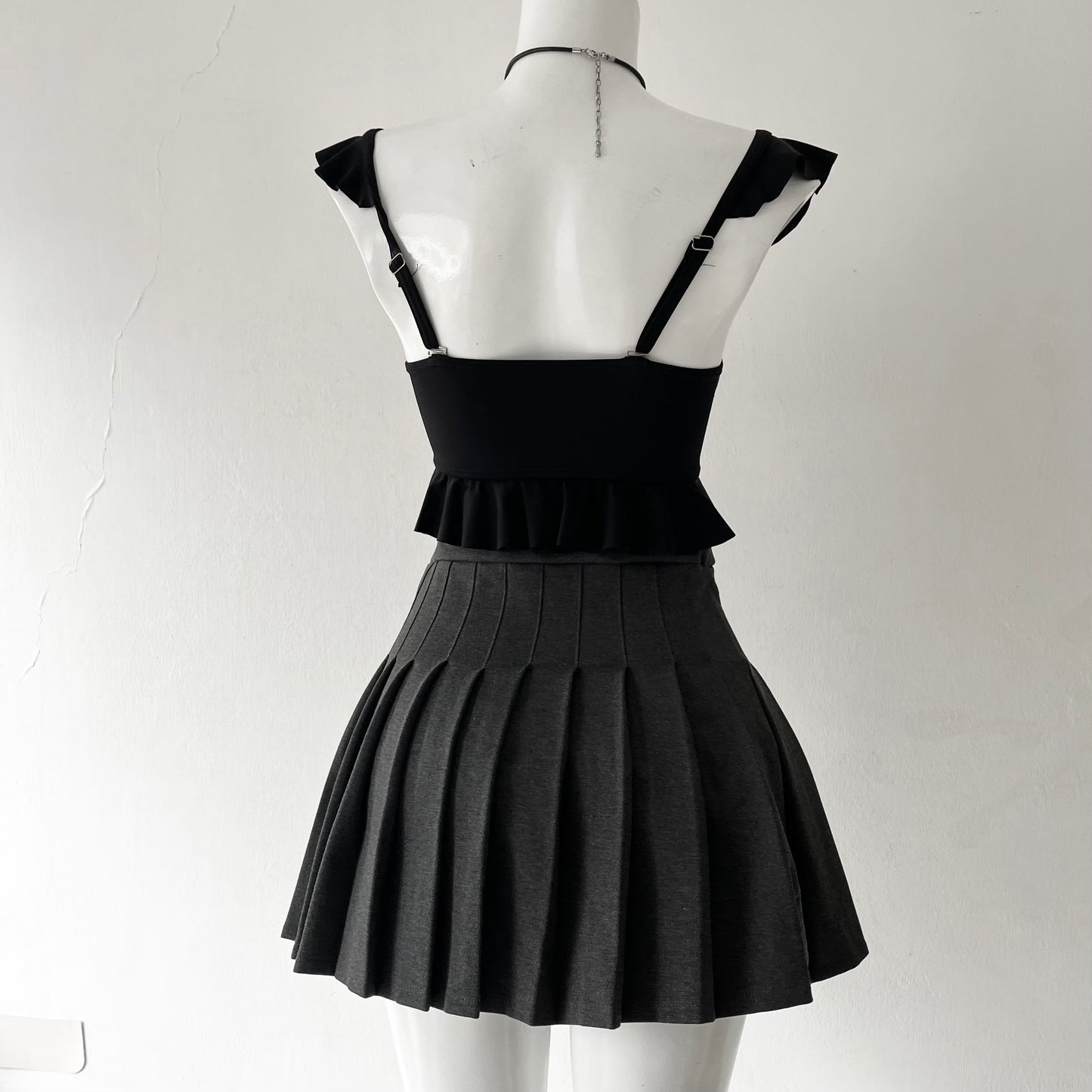 Gray pleated skirt