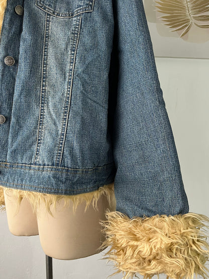 Oversized denim jacket with quilted lining