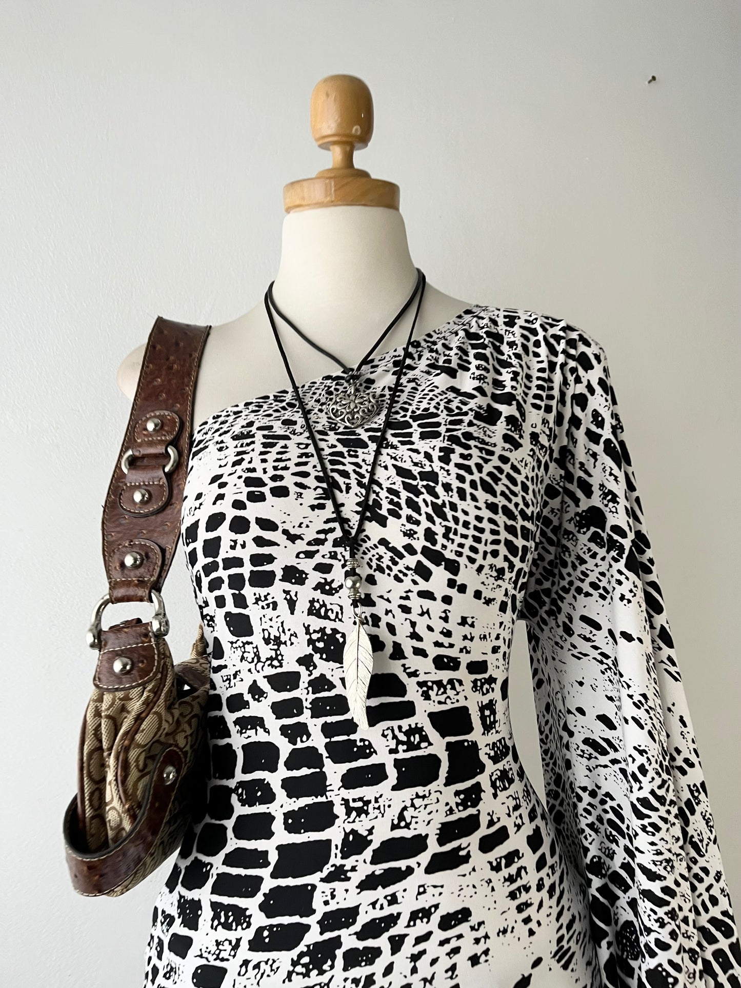 Super flared one-shoulder polydress