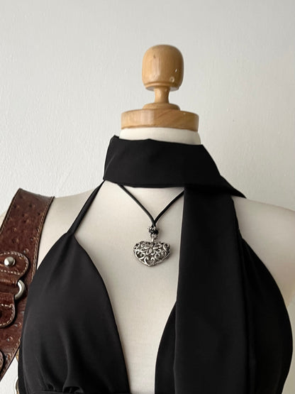 Adorable black top + scarf