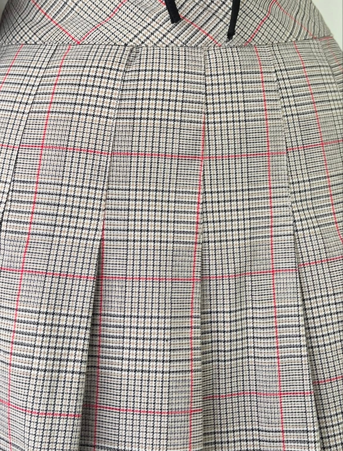 Plaid pleated skirt