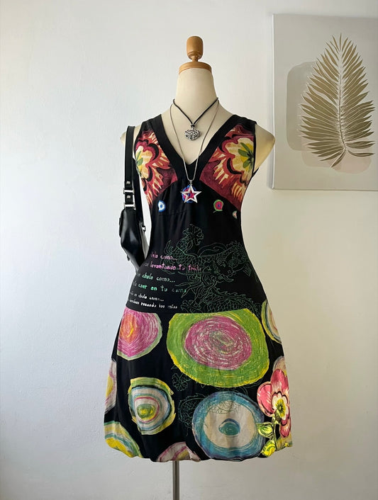 Adorable bohemian dress with a back bow