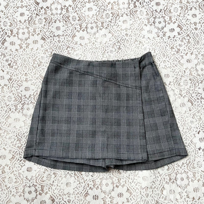 Checkered skort